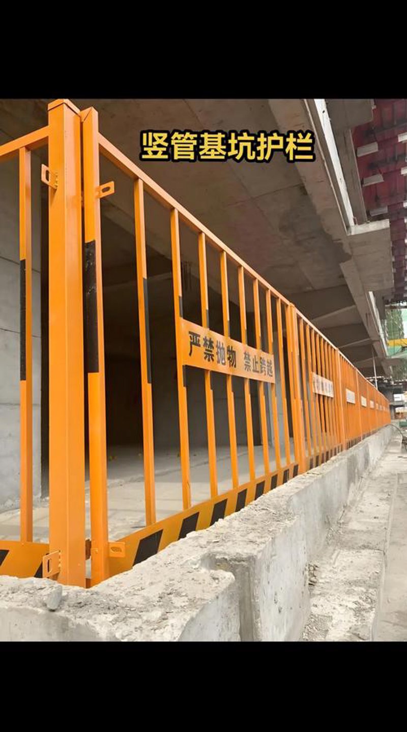 市政护栏网:城市安全与美观的守护者